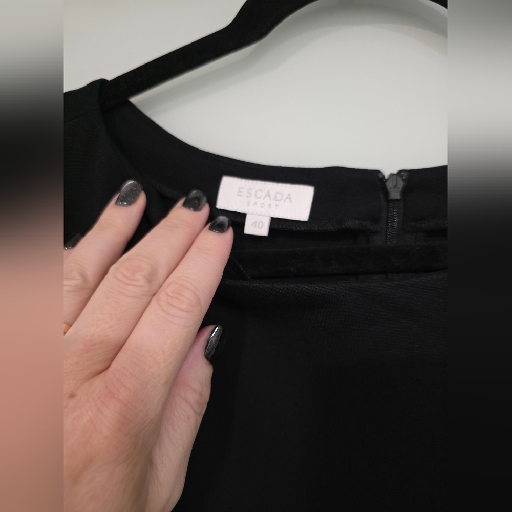 ESCADA Sport Black & White Pocket Dress – Size 40 (EU) - Picture 4 of 16